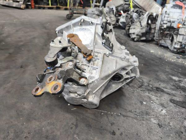 BOITE DE VITESSE MANUEL CITROEN C1 2014+ / PEUGEOT 108 / TOYOTA AYGO 2014+ 1.0 ESSENCE CODE 20TT55 - Vue 4